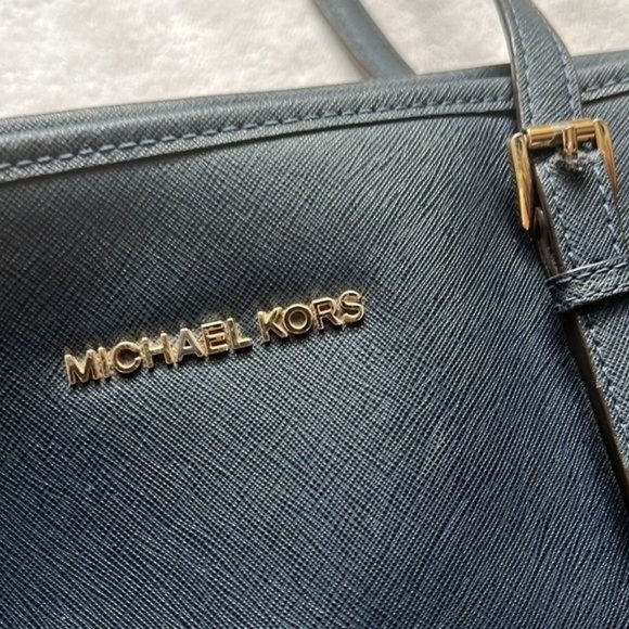 MICHAEL KORS Jet Set Multifunction Tote/Weekend/Travel Bag - Picture 6 of 7